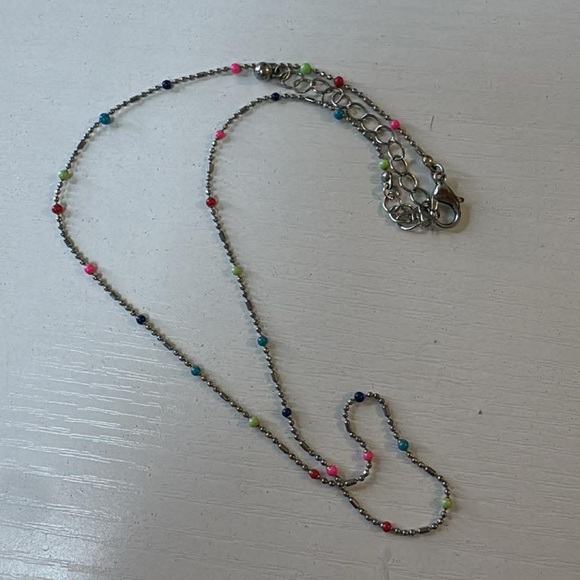 Beaded necklace - Picture 3 of 3